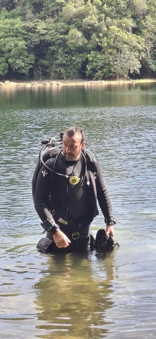 Ed Bosworth PADI Course Director cave diving training Thailand